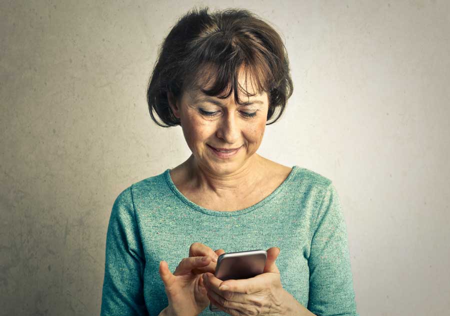 Washington Final Expense Insurance woman on phone